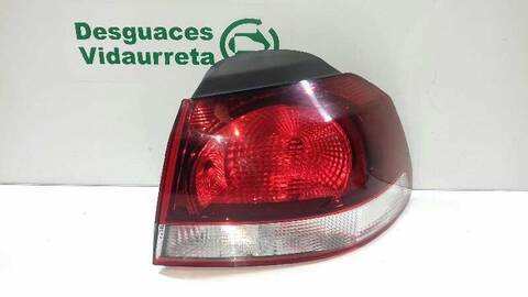 Piloto Trasero Derecho Volkswagen Golf ADVANCE 105CV 77KW