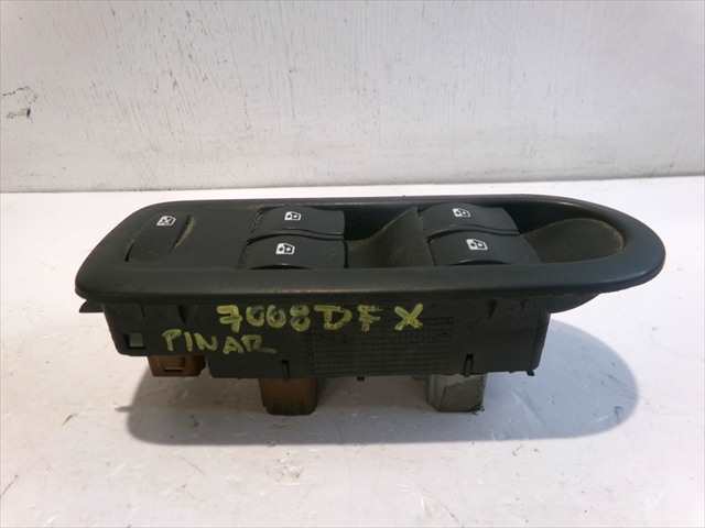Foto 2ª: Botonera Elevalunas Renault Megane 1.5 DCI 2002-2008 [K9KP7] (2005)