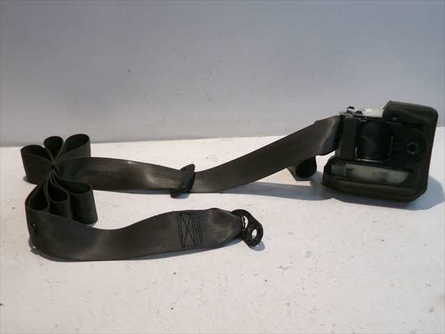 Foto 2ª: Cinturón Trasero Derecho Audi A4 2.0 G 2000-2004 [ALT] (2002)