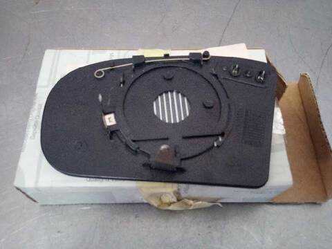 Foto 4ª: Retrovisor Derecho Mercedes Clase C 160 BERLINA 170CV 125KW