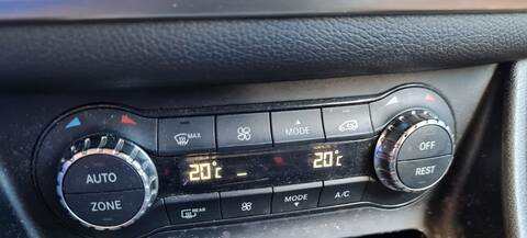 Foto 2ª: Mando Climatizador Mercedes Clase G 230 GLA 200 CDI 156.908) 136CV 100KW [651930] (2015)