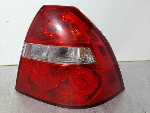 Foto 4ª: Piloto Trasero Derecho Chevrolet Aveo 1.4 CAT 94CV 69KW [F14D3-G] (2006)