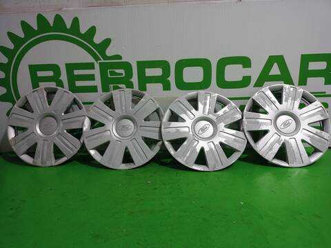 Tapacubos Ford Fiesta FUN 68CV 50KW