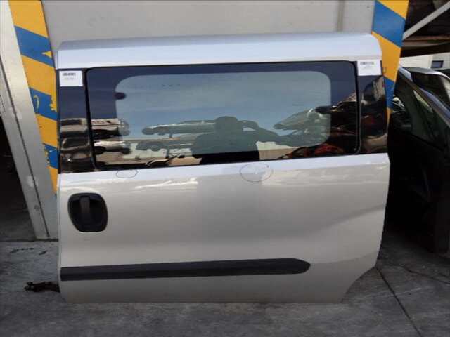 Puerta Lateral Corredera Izquierda Opel Combo 1.3 JTD 95CV 0CV
