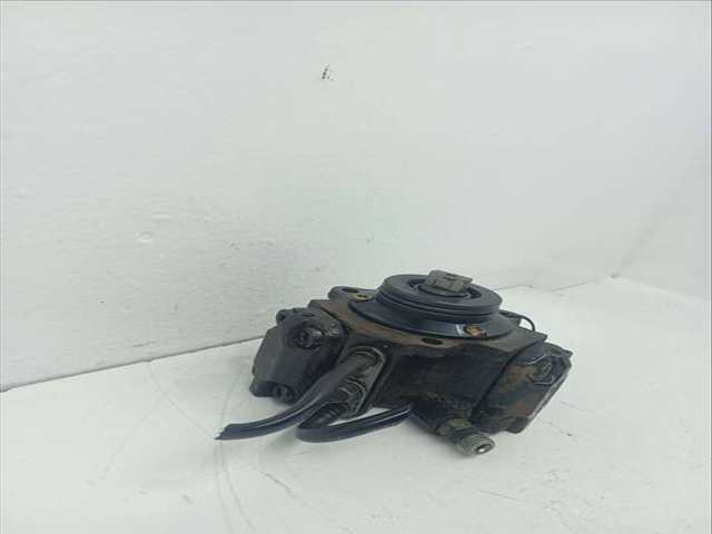 Foto 2ª: Bomba Inyeccion Kia Cerato 2.0 EX CRDI BERLINA 4-PTAS.) 113CV 83KW [D4EA] (2005)