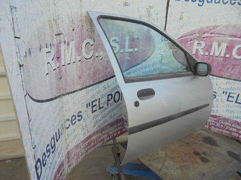 Foto 3ª: Puerta Delantera Derecha Ford Fiesta BASICO BERLINA 60CV 44KW [J4C] (1999)