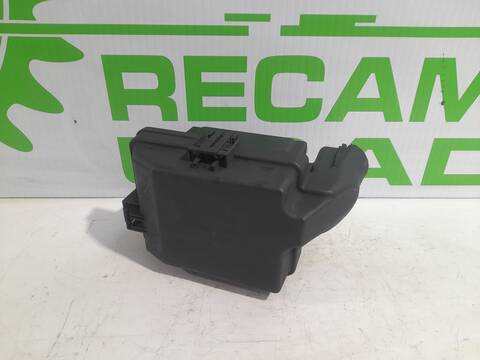 Caja Reles Fusibles Iveco Daily 3.0 DIESEL 146CV 107KW CAJA CERRADA