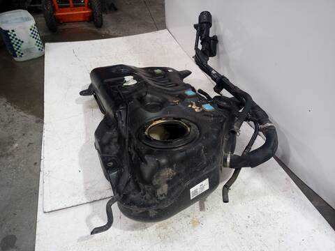 Foto 3ª: Deposito de Combustible Kia Sportage DRIVE 149CV 110KW [G4FP] (2021)