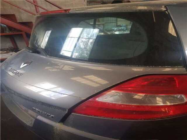 Foto 2ª: Portón Renault Megane 1.4 AUTHENTIQUE [1.4 LTR. - 72 KW 16V] II BERLINA 5P (10.2002-_) [K4J D7]