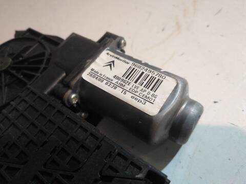 Foto 3ª: Elevalunas Eléctrico Delantero Izquierdo Citroen C4 VTN@V 1.6 16V HDI FAP 109CV (2013)