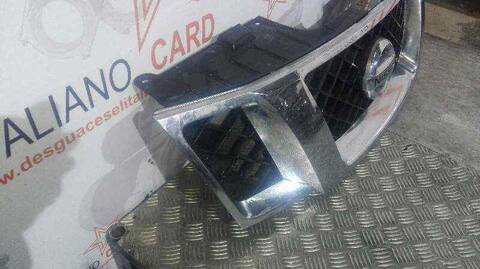 Rejilla Delantera Nissan Navara DOUBLE CAB SE 4X4 190CV 140KW