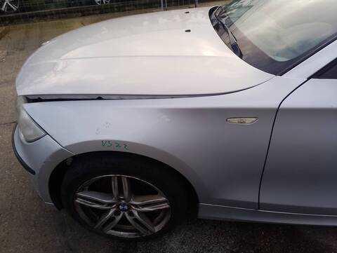 Foto 3ª: Aleta Delantera Izquierda Bmw Serie 1 114 118D BERLINA 143CV 105KW [N47D20A] (2008)