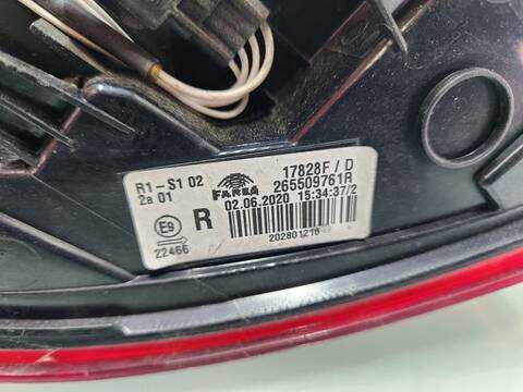 Foto 3ª: Piloto Trasero Derecho Renault Clio BUSINESS EDITION 100CV 74KW [H4D450] (2023)