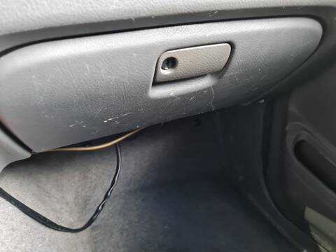 Foto 1ª: Guantera Suzuki Vitara A51C 132CV [J20A] (1997)