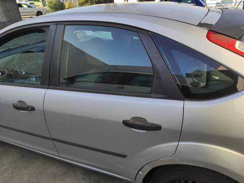 Puerta Trasera Izquierda Ford Focus KKDA BERLINA