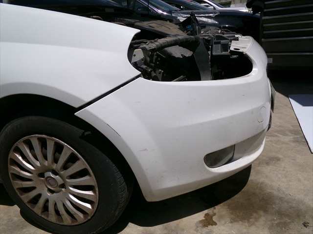 Foto 2ª: Paragolpes Delantero Fiat Punto 1.3 JTD 2006-2012 [199A2000] (2011)