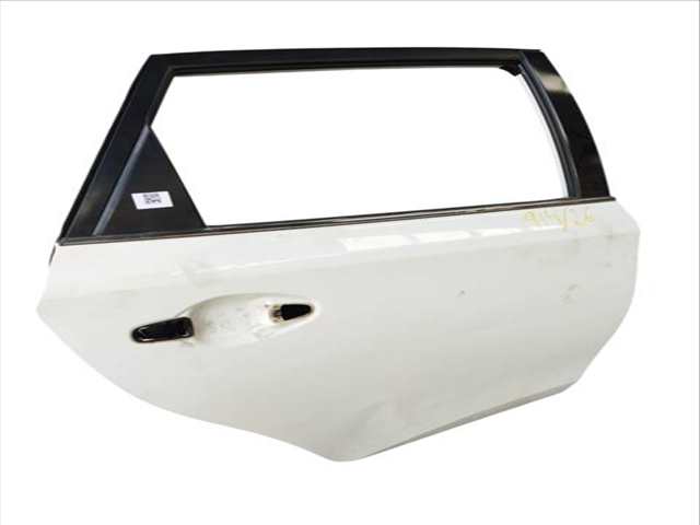 Foto 3ª: Puerta Trasera Izquierda Toyota Auris 1.4 D-4D NDE180_ NDE180R) (2012)
