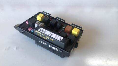 Foto 2ª: Caja Reles Fusibles Opel Astra COSMO 1.6 16V 105CV (2004)