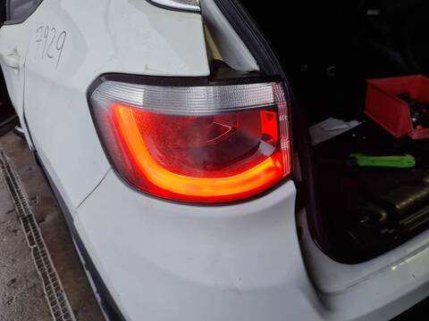 Foto 4ª: Piloto Trasero Izquierdo Jeep Compass LIMITED 4X4 140CV 103KW [55263087] (2017)