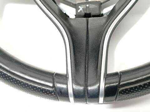 Foto 4ª: Volante Maserati Levante 3.0 D Q4 275CV 202KW [M 16164 D] (2017)