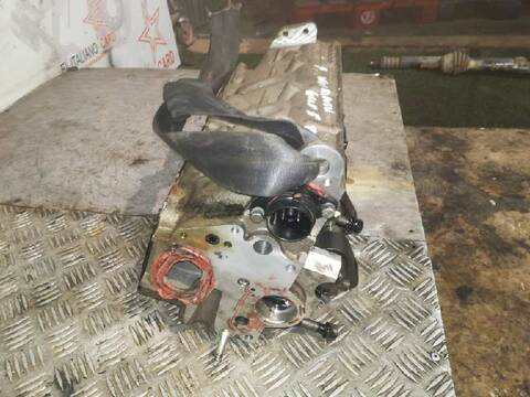 Foto 4ª: Culata Volkswagen Golf 1.9 TDI BERLINA 105CV 77KW (2003)