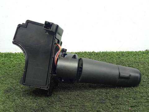 Foto 2ª: Mando Luces Mitsubishi Canter 3.0 D 180CV 129KW 7C18 [4P10-BAT6,4P10-T6] (2020)