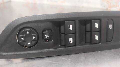 Foto 3ª: Botonera Elevalunas Citroen C4 FEEL BERLINA 110CV 81KW [YH01] (2022)