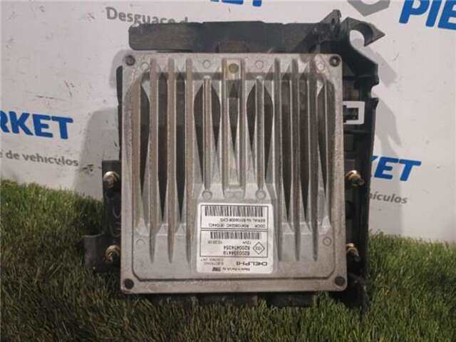 Foto 1ª: Centralita Motor ECU Renault Scenic 1.5 CONFORT DYNAMIQUE [1.5 LTR. - 60 KW DCI DIESEL] (JM)(2003-_) [K9K 722]