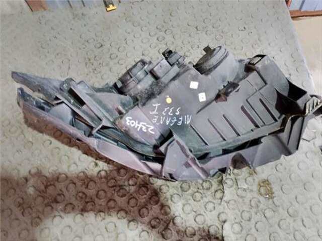 Foto 3ª: Faro Izquierdo Renault Megane 1.9 BUSINESS [1.9 LTR. - 96 KW DCI DIESEL FAP] II BERLINA 5P (10.2002-_) [F9Q E8]