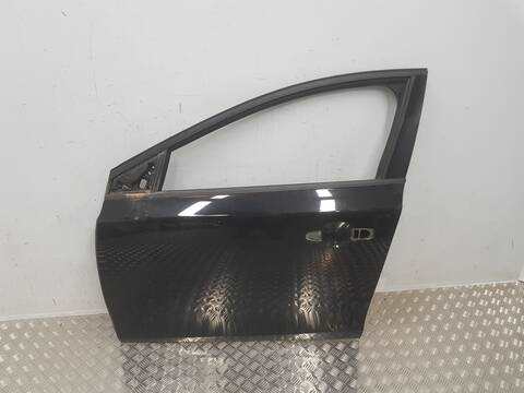 Puerta Delantera Izquierda Volvo V40 MOMENTUM