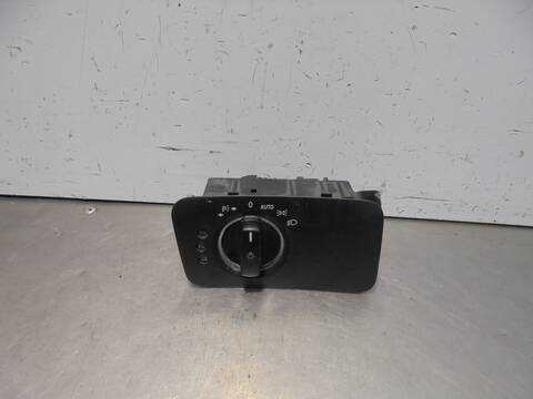Mando Luces Mercedes Clase C 160 350 CGI 219.357) 292CV 215KW