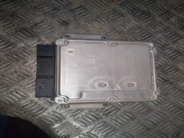 Foto 2ª: Centralita Motor ECU Renault Clio EXPRESSION 75CV 55KW [K9K C6] (2015)