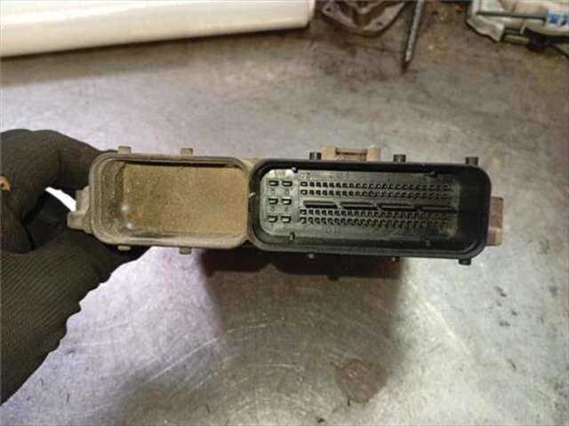 Foto 3ª: Centralita Motor ECU Hyundai i30 1.4 CLASSIC [1.4 LTR. - 80 KW CAT]