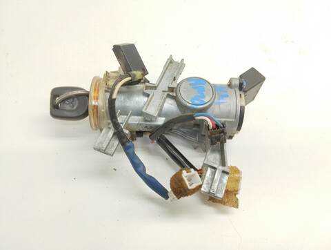 Foto 4ª: Motor de Arranque Mitsubishi Montero 3.2 DI-D INTENSE 3-PTAS.) 160CV 118KW [4M41] (2004)