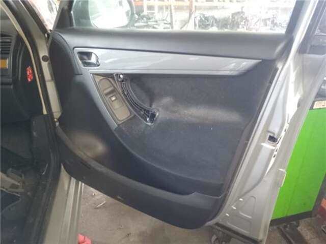 Foto 3ª: Puerta Delantera Derecha Citroen C4 2.0 SX [2.0 LTR. - 100 KW HDI FAP CAT (RHR - DW10BTED4)] [RHJ (DW10BTED4)]