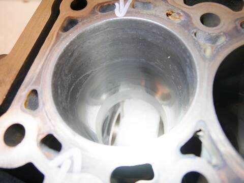Bloque Motor Ford Transit 130 CV 96KW