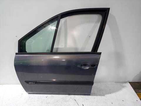 Foto 3ª: Puerta Delantera Izquierda Renault Scenic AUTHENTIQUE 86CV 63KW (2006)