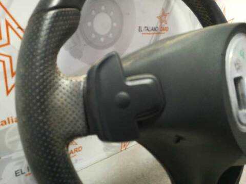 Foto 2ª: Volante Mercedes Clase A 140 A 180 CDI BLUEEFFICIENCY 176.012) 109CV 80KW [K9K] (2016)