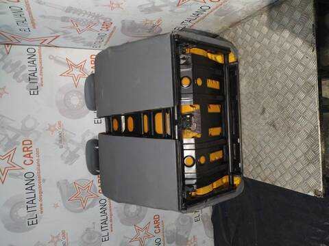 Foto 4ª: Asiento Delantero Derecho Mercedes Sprinter 82CV 60KW CAJA ABIERTA