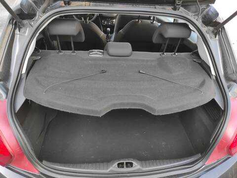Bandeja Trasera Peugeot 208 ZM01