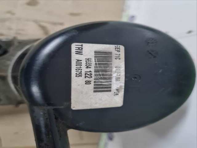 Foto 2ª: Bomba de Direccion Citroen C5 2.0 HDI CAT RHR - DW10BTED4) BERLINA 136CV 100KW [RHR (DW10BTED4)] (1950)
