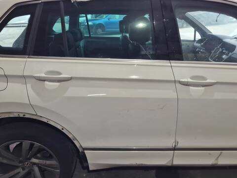 Puerta Trasera Derecha Volkswagen Tiguan R LINE 150CV