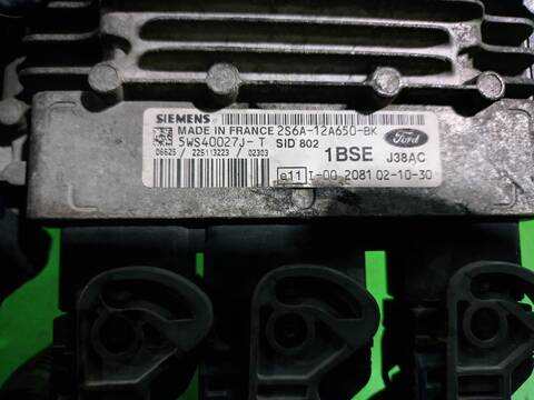 Foto 3ª: Centralita Motor ECU Ford Fiesta AMBIENTE 68CV [F6JA] (2001)