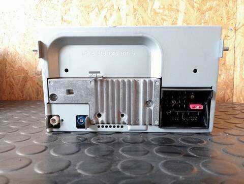 Foto 2ª: Sistema Audio Radio CD Volkswagen Touran ADVANCE 1 16V TSI 1390 CM3) 140CV (2003)