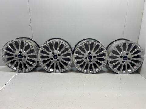 Foto 1ª: Juego LLantas Ford B Max M1JA CB2) (2013)