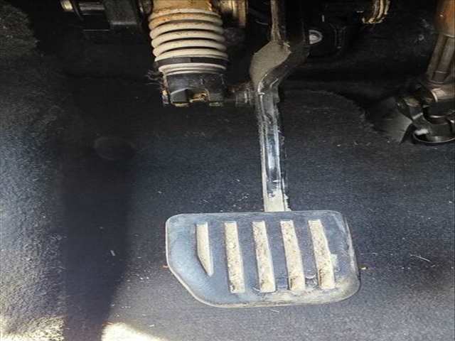 Pedal Embrague Ford Mondeo BUSINESS EDITION 150CV 110KW
