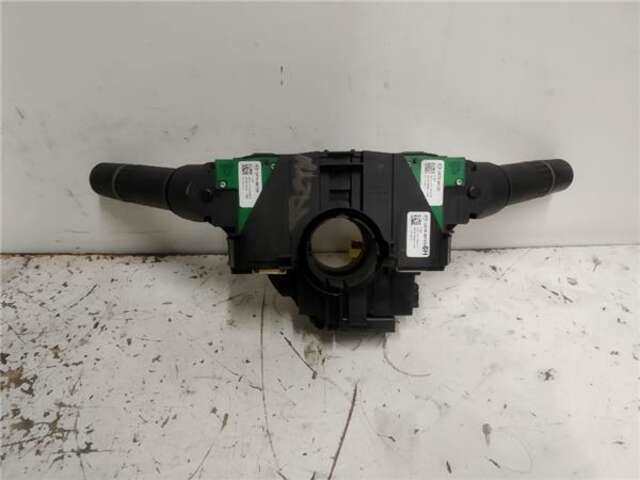 Foto 2ª: Mando Multifuncion Mazda 2 1.6 CRTD ACTIVE (3-PTAS.) [1.6 LTR. - 66 KW CD DIESEL CAT]