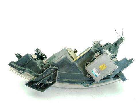 Foto 3ª: Faro Derecho Mitsubishi Grandis 2.0 DI-D NA8W) (2003)