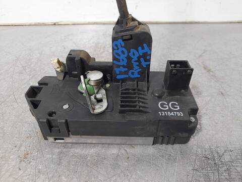 Foto 4ª: Cerradura Puerta Trasera Izquierda Opel Meriva BLUE LINE 100CV 74KW [Z16XEP] (2007)