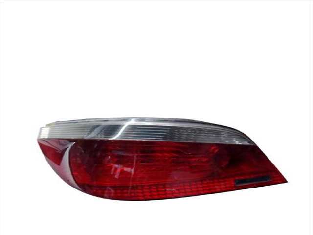 Foto 3ª: Piloto Trasero Izquierdo Bmw Serie 5 530 3.0 D E60) (2001)